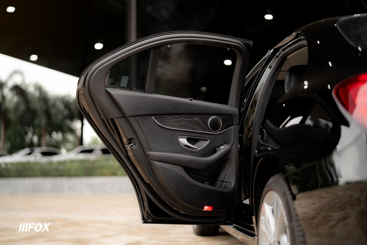 Mercedes Benz C300e Avantgarde 2020 (19)