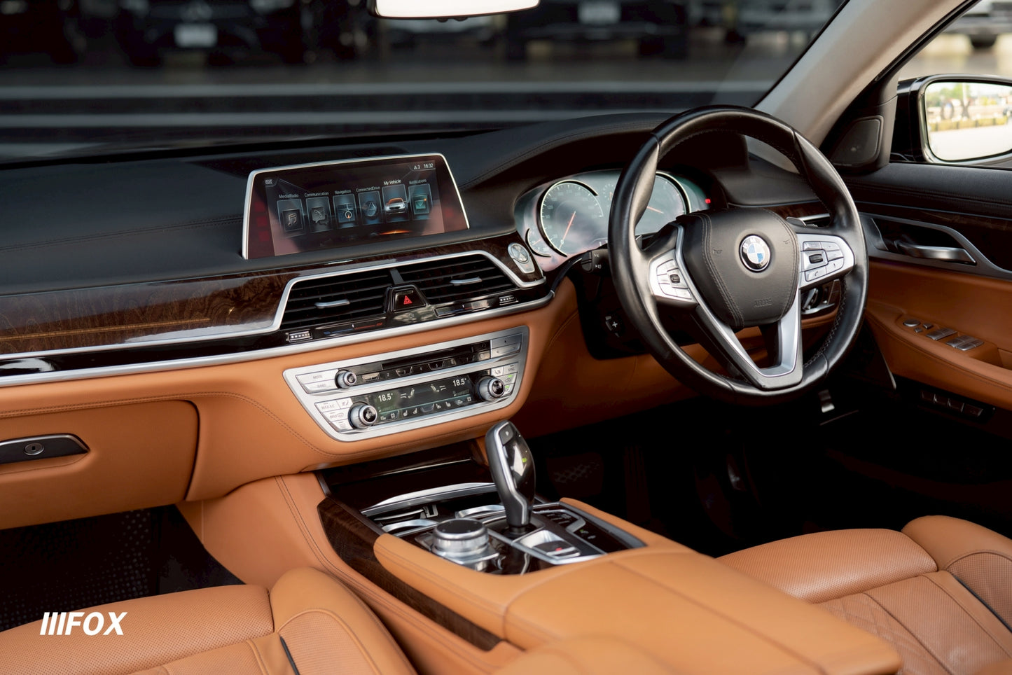 BMW 740LI Limouslne Pure Excellence 2017 (2016)