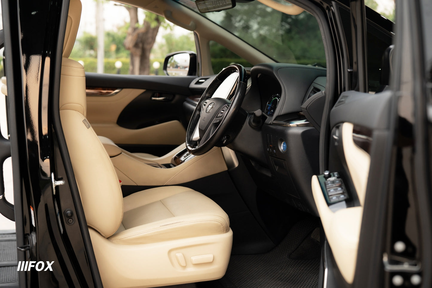 Toyota Alphard GF 2021