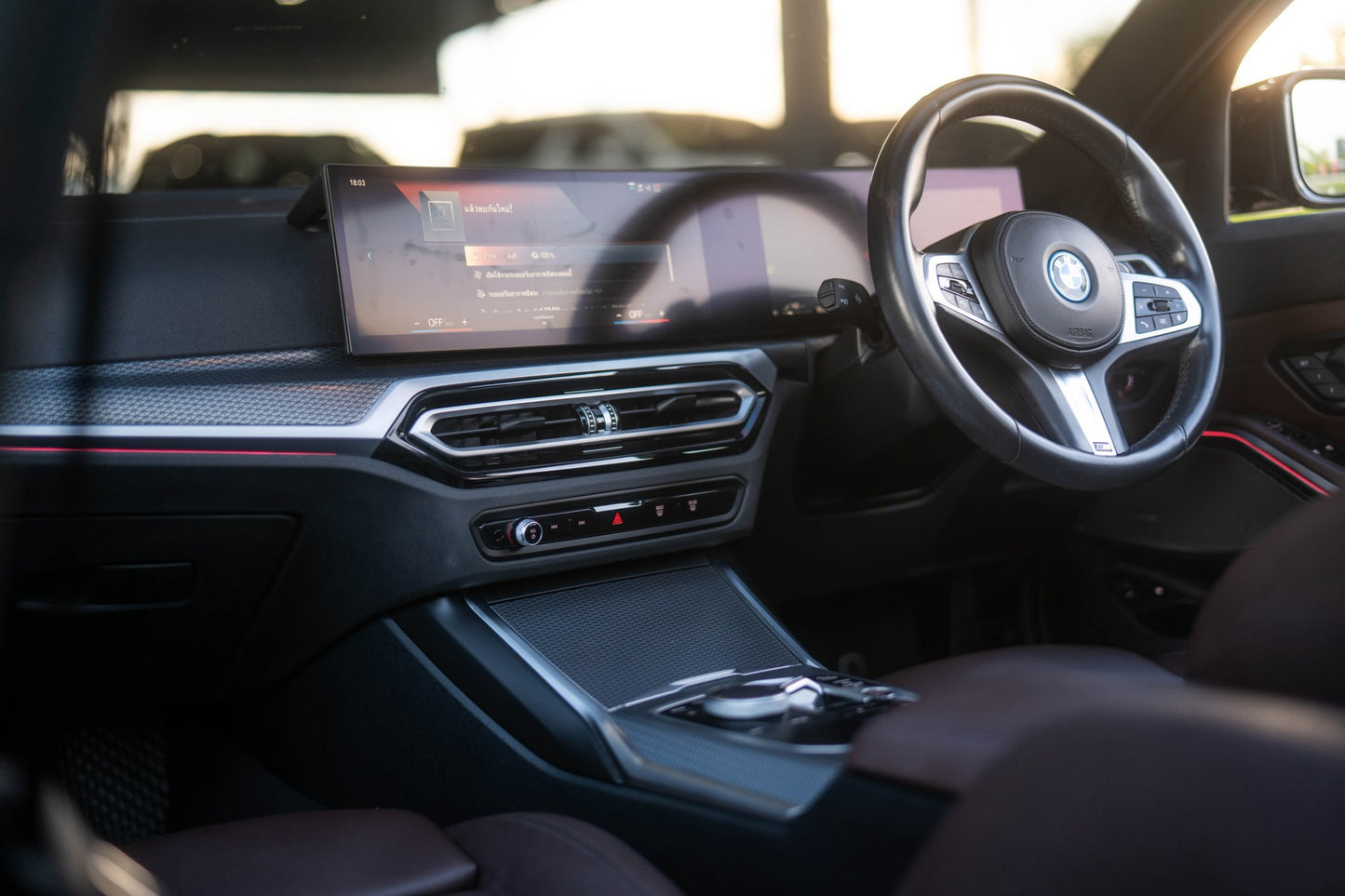 BMW 330e lci Msport 2023(22)
