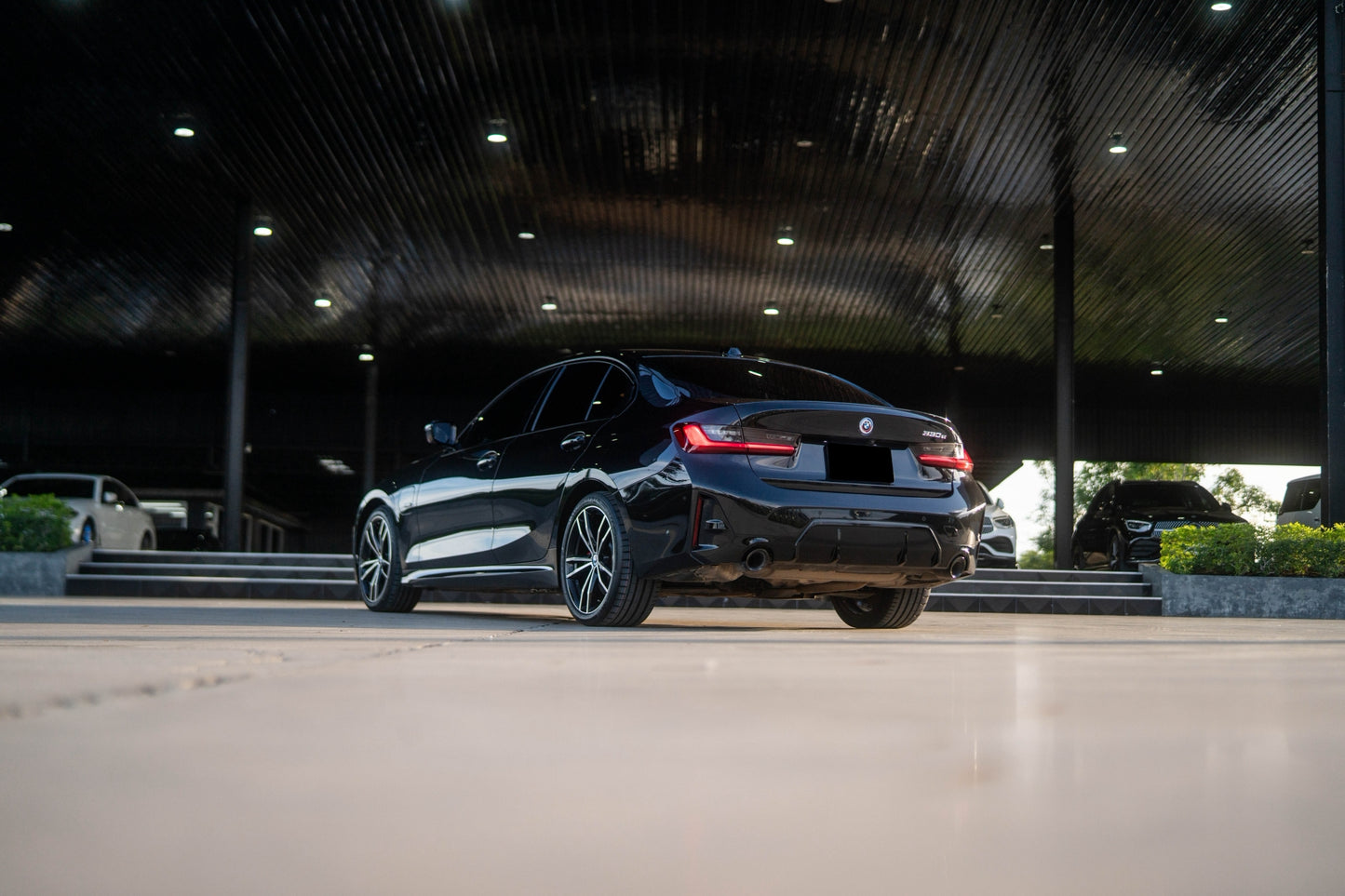 BMW 330e lci Msport 2023(22)