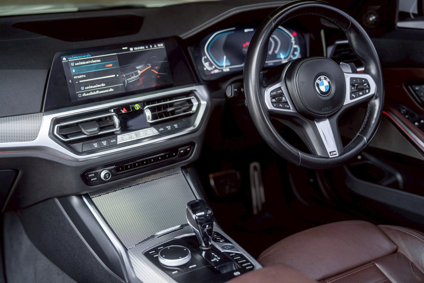 BMW 330e Msport 2023(21)