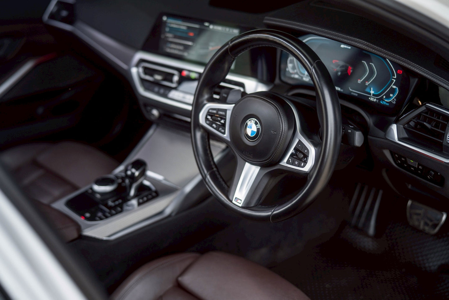 BMW 330e Msport 2023(21)