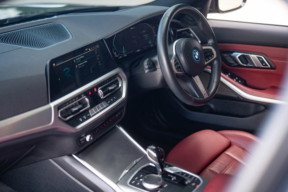 BMW 330e Msport 2024(22)