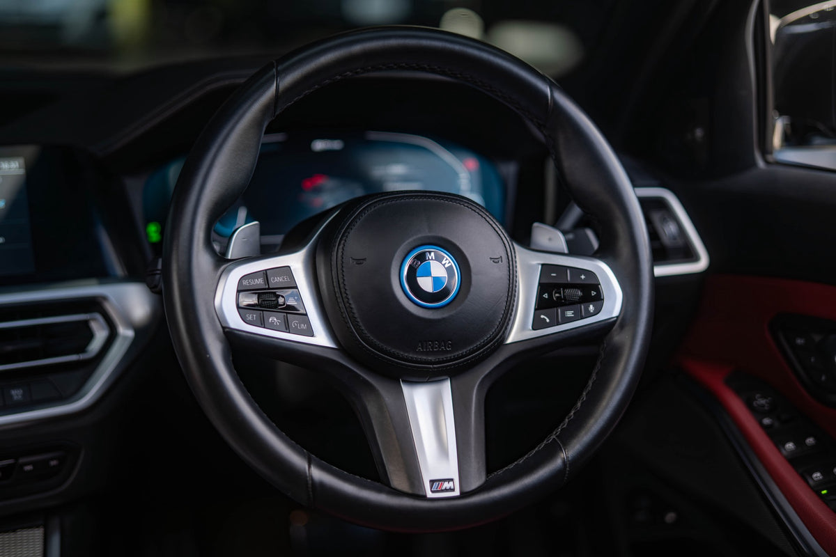 BMW 330e Msport 2024(22)