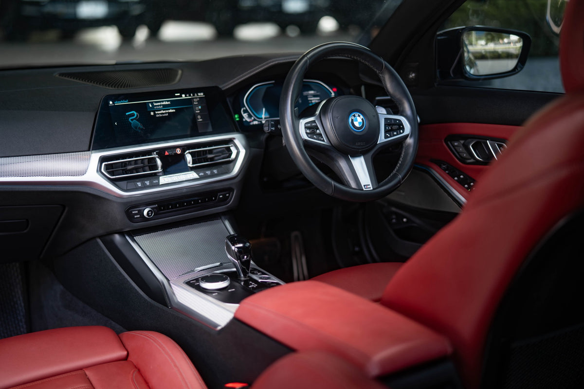 BMW 330e Msport 2024(22)