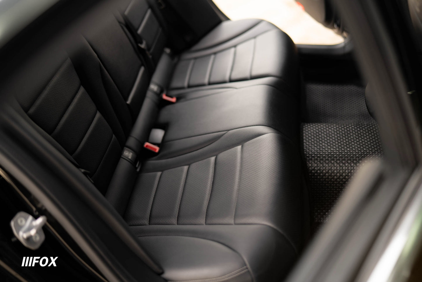 Mercedes Benz C300e Avantgarde 2020 (19)