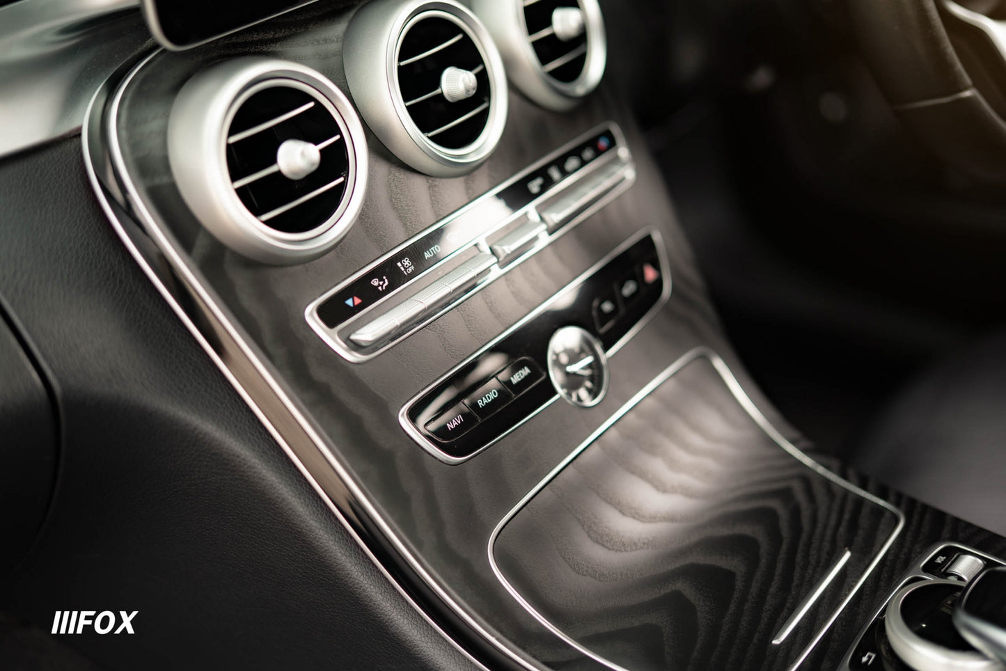 Mercedes Benz C300e Avantgarde 2020 (19)