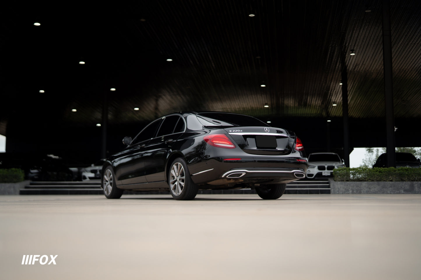 Mercedes Benz E220d Exclusive 2018(17)