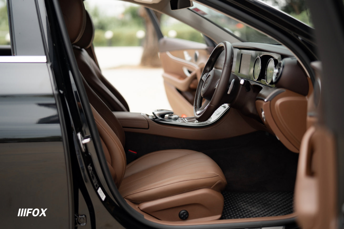 Mercedes Benz E220d Exclusive 2018(17)