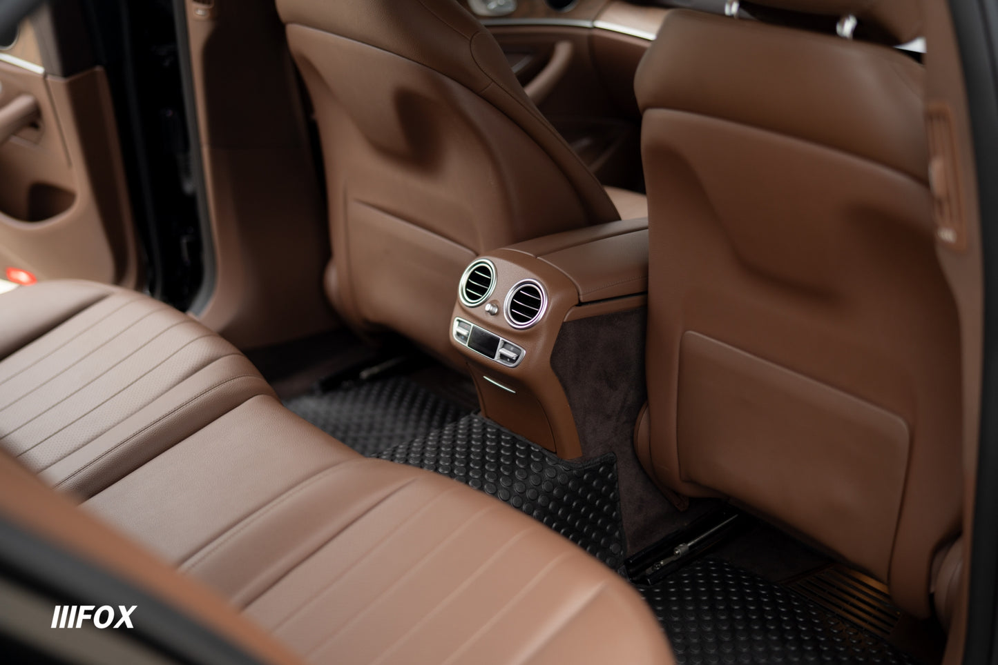 Mercedes Benz E220d Exclusive 2018(17)