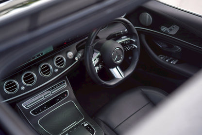 Mercedes Benz E300e Facelift AMG Dynamic 2023(21)