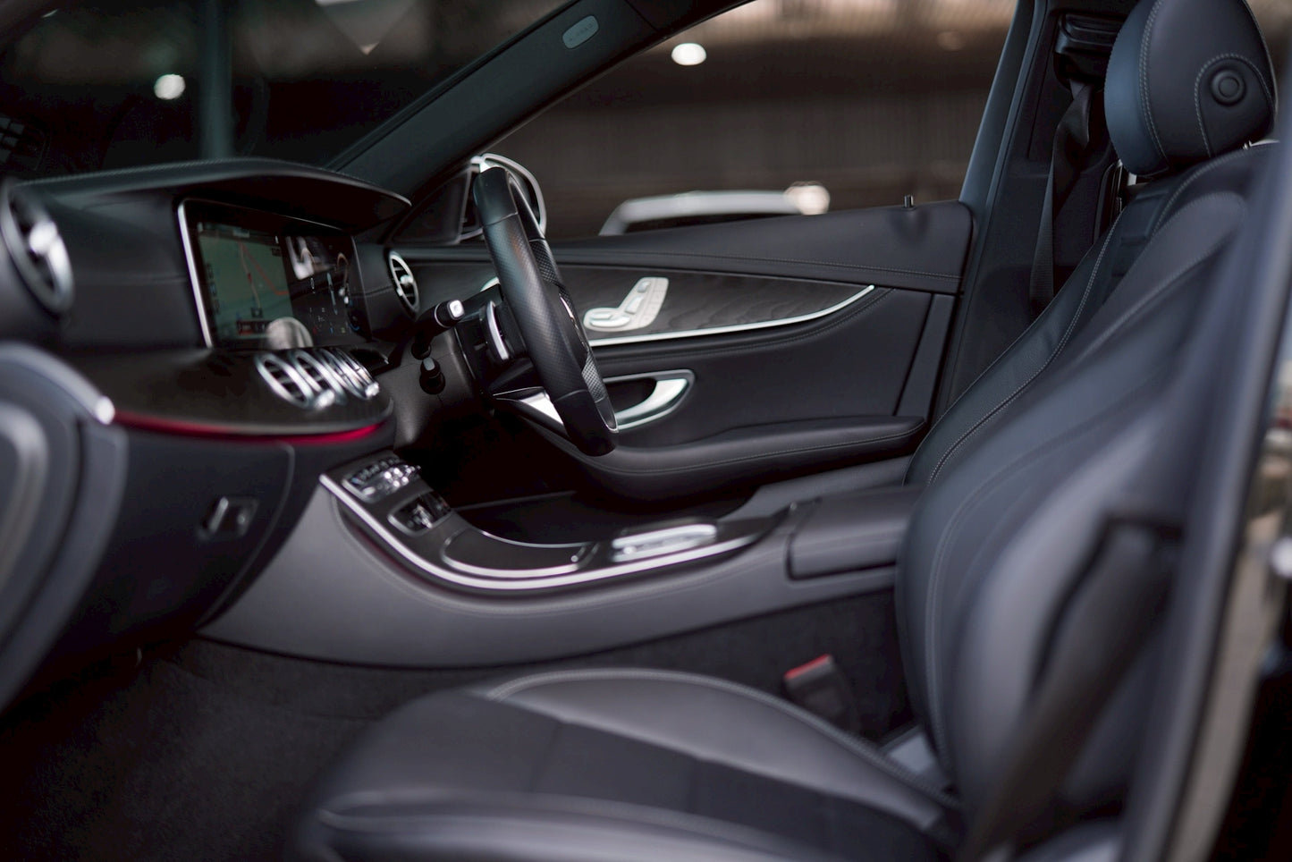 Mercedes Benz E300e Facelift AMG Dynamic 2023(21)