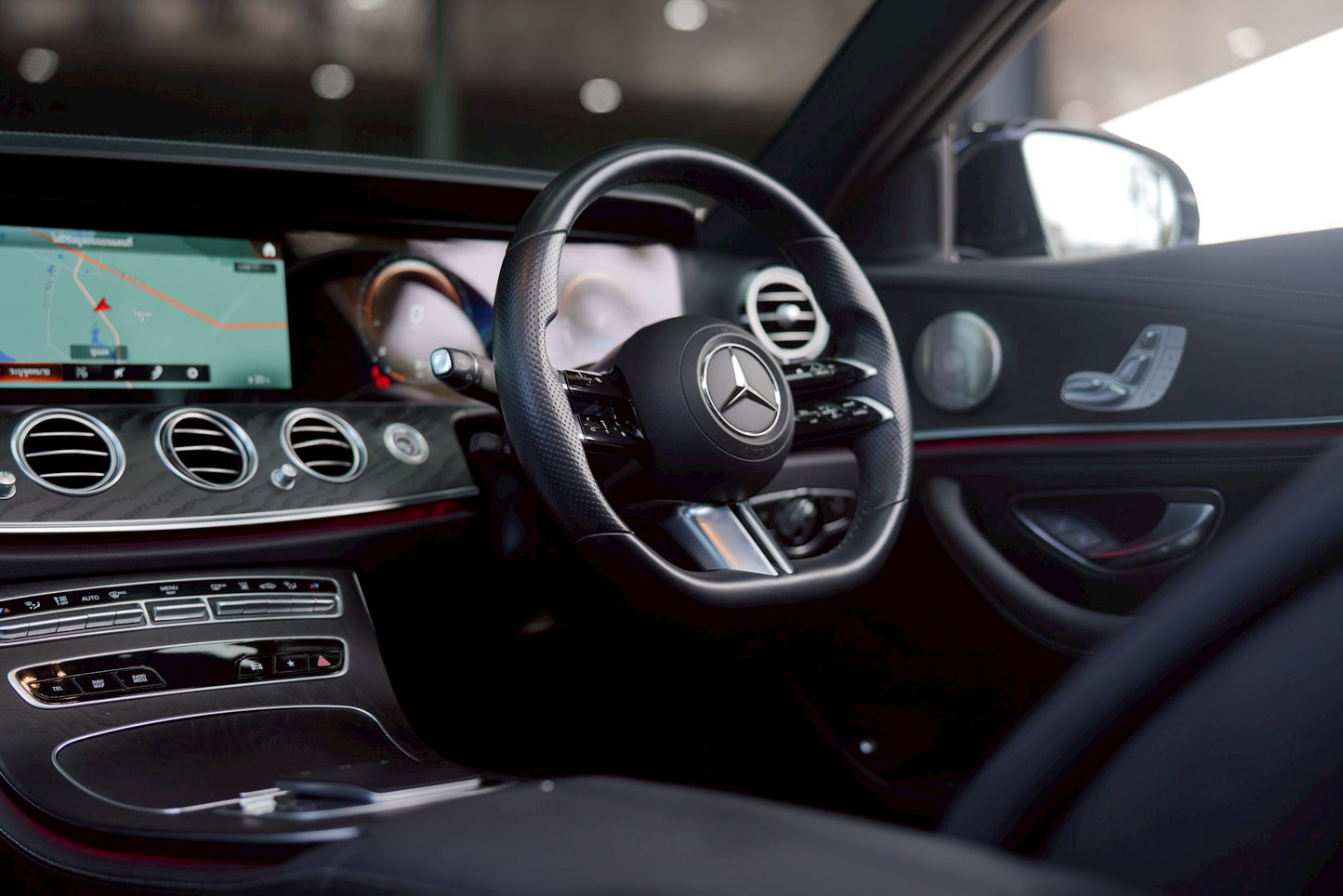 Mercedes Benz E300e Facelift AMG Dynamic 2023(21)